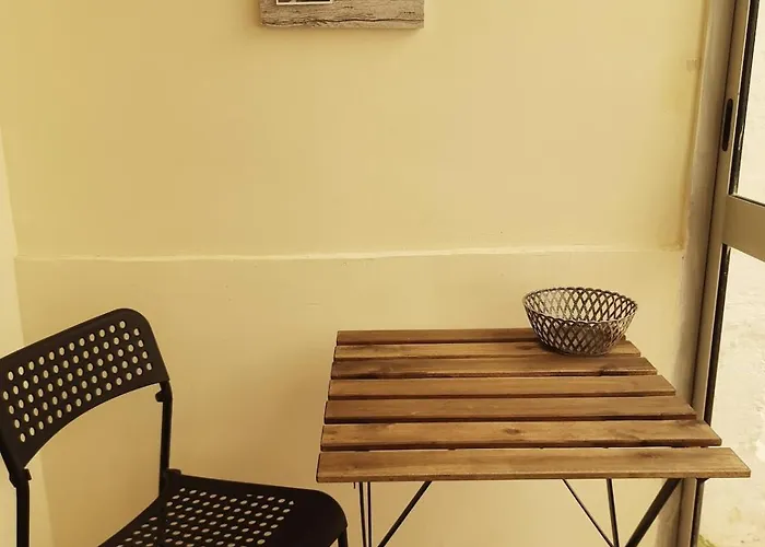 Blue-15 Maltese Townhouse Apartman *