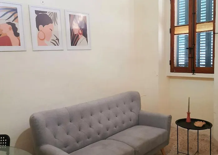 Blue-15 Maltese Townhouse *