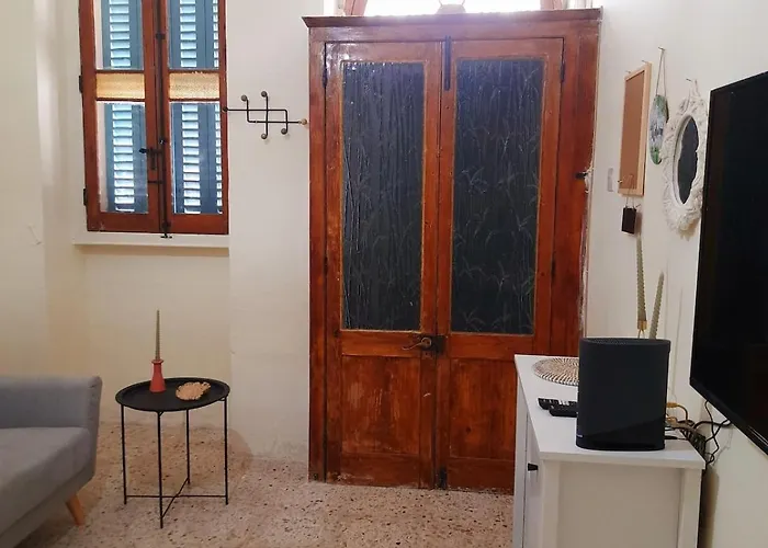 Blue-15 Maltese Townhouse